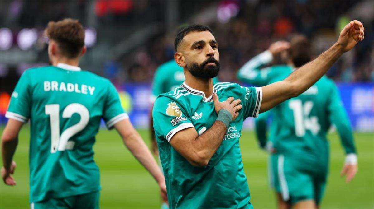 سلوت يكشف لماذا لا يستبدل محمد صلاح في مباريات ليفربول