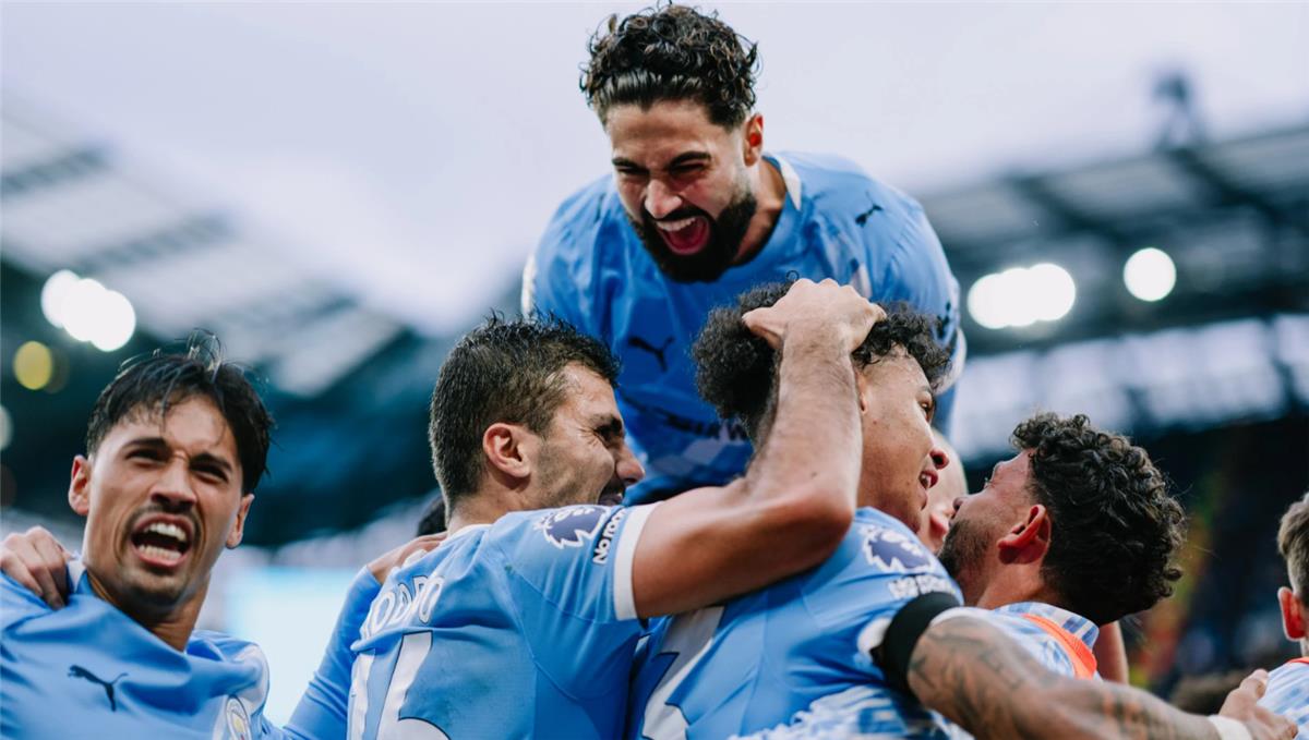 تشكيل مانشستر سيتي المتوقع أمام آرسنال اليوم في الدوري الإنجليزي