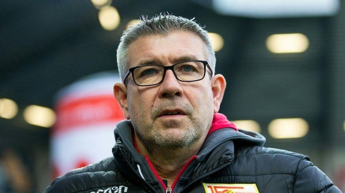 تطورات ملف مدرب الأهلي الجديد.. سانتوس خارج الحسابات ومصير أورس فيشر