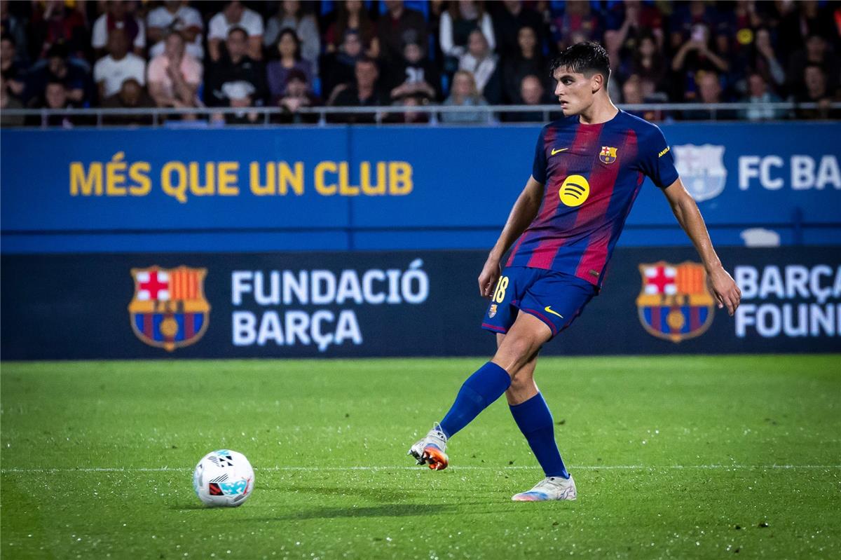 جيرارد مارتن بعد الفوز على خيتافي: فخور بتحية جمهور برشلونة.. وأسعى إلى المزيد