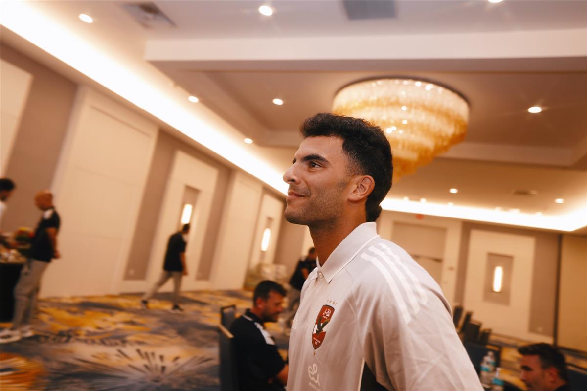خاص | زيزو يخضع للتحقيق في اتحاد الكرة بسبب شكوى الزمالك