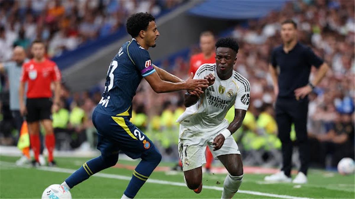 حكم مباراة ريال مدريد وليفانتي في الدوري الإسباني