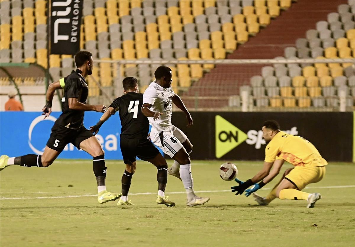 التعادل السلبي يحسم مباراة بتروجيت وغزل المحلة في الدوري المصري