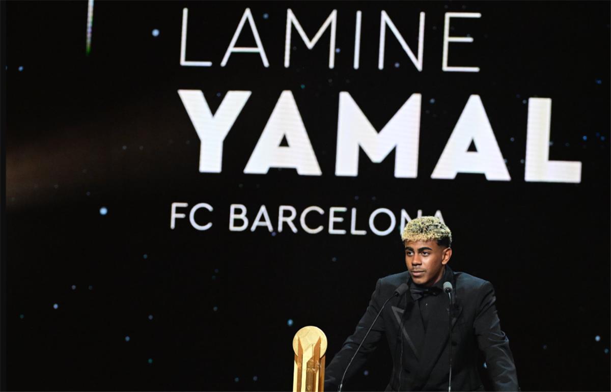لامين يامال يفوز بجائزة كوبا لـ أفضل لاعب شاب 2025