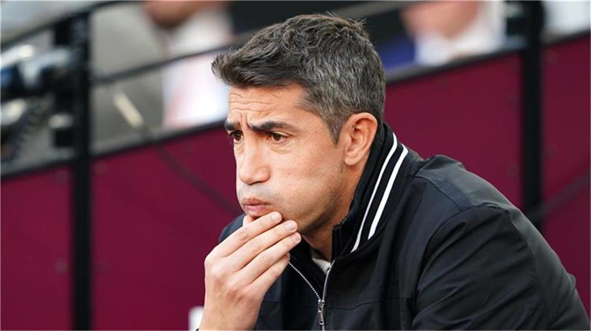 تسبب في إقالة مورينيو.. تقارير: برونو لاجي يُبدي اهتمامه بـ عرض الأهلي المُغري 