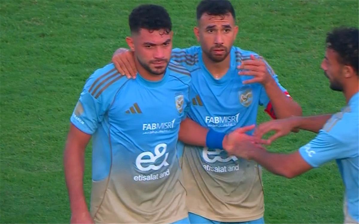 فيديو | ياسر إبراهيم يسجل هدف الأهلي الثالث أمام حرس الحدود