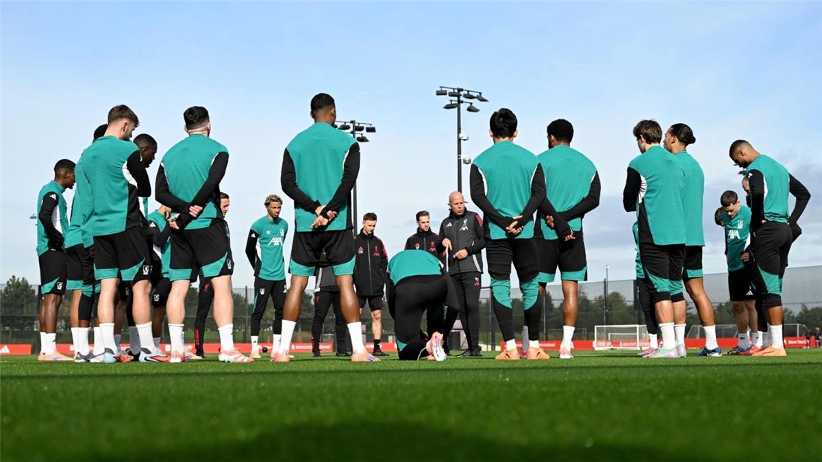 تشكيل ليفربول المتوقع أمام جالطة سراي اليوم في دوري أبطال أوروبا