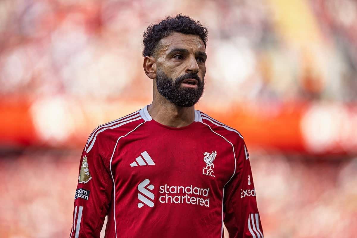 بغض النظر عن مستواه.. ليفربول يدرس قرارًا هامًا بشأن محمد صلاح 