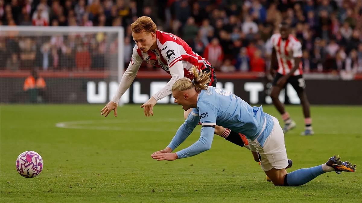 ترتيب الدوري الإنجليزي بعد هزيمة ليفربول أمام تشيلسي