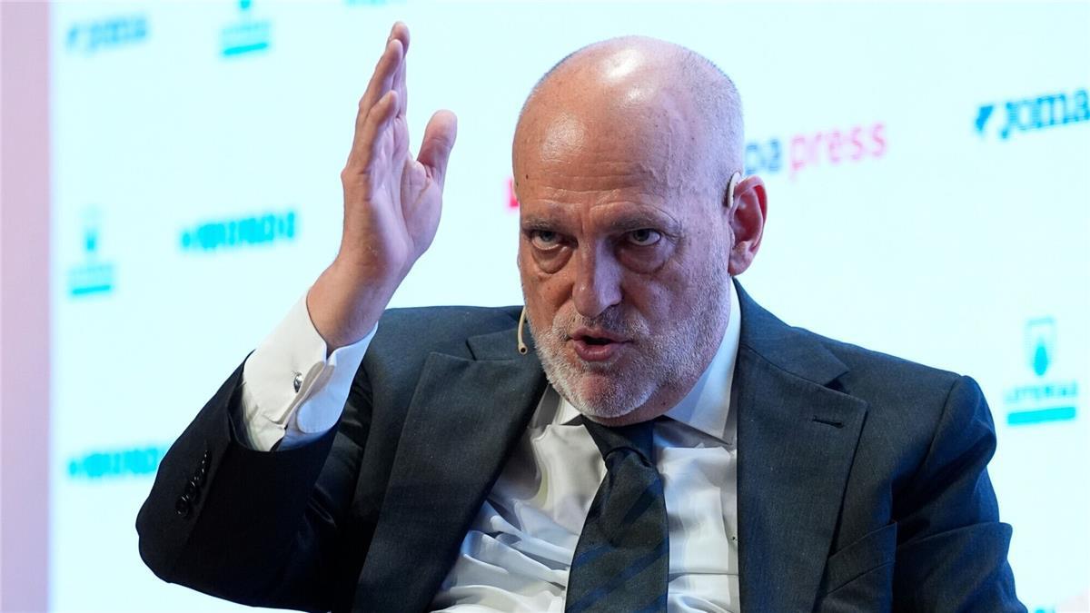 تيباس يشيد بموقف برشلونة من مسابقة السوبر الأوروبي.. ويكشف: لا أعلم شيئًا عن كامب نو