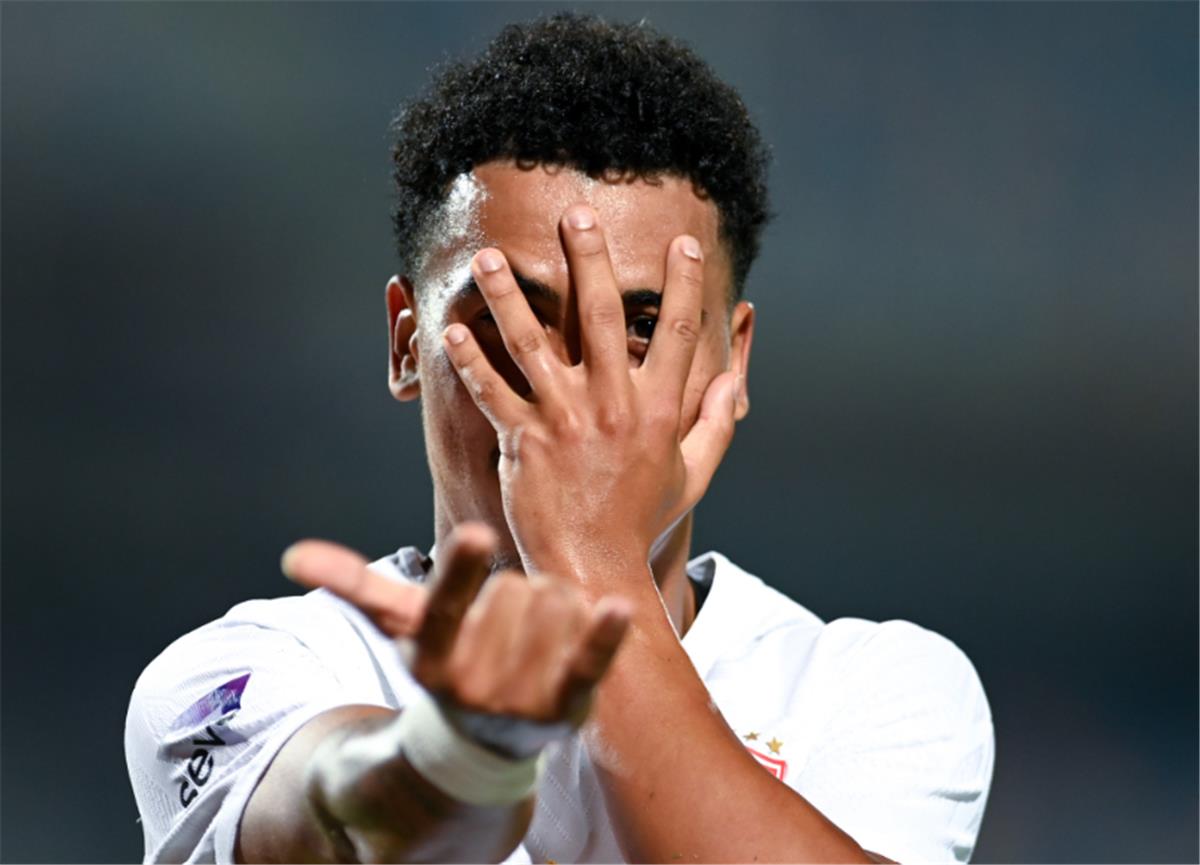 فيديو | بيزيرا وسيف جعفر يسجلان هدفي الزمالك الخامس والسادس أمام ديكاداها 