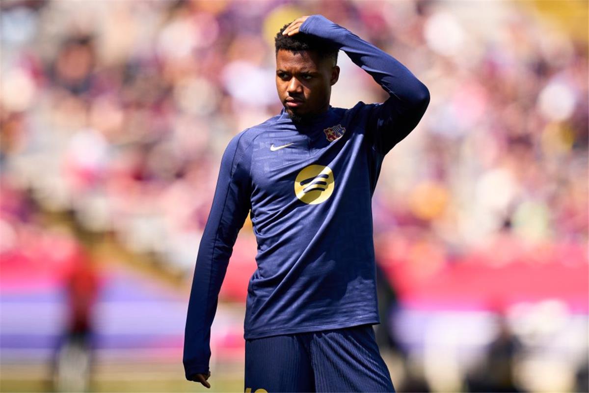 برشلونة يحسم موقفه من عودة أنسو فاتي في نهاية الموسم