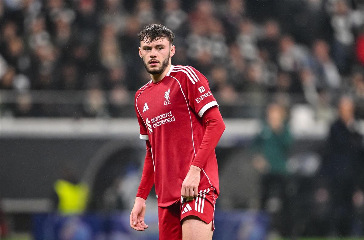 كونور برادلي يوضح أسباب البداية المخيبة للآمال لـ ليفربول رغم الصفقات الجديدة