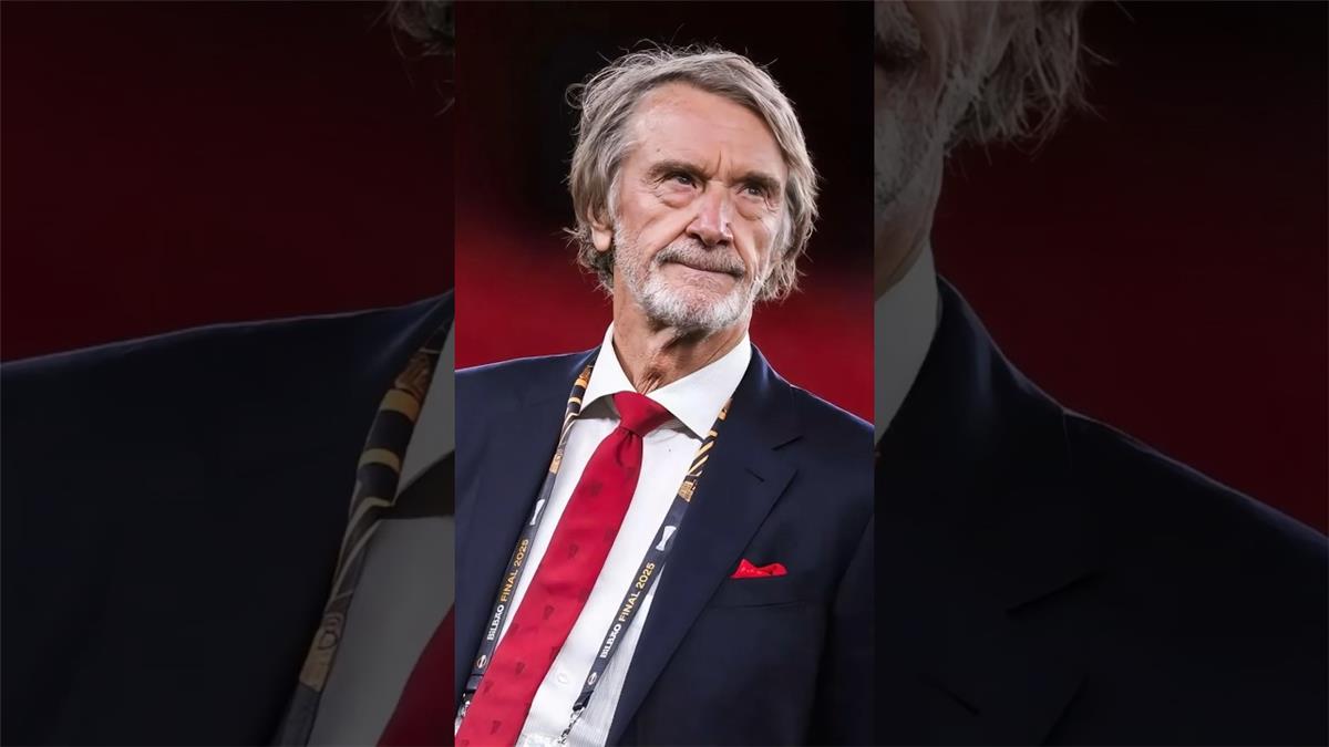 لن نكرر الماضي.. مانشستر يونايتد يرفض ضم نجم برشلونة