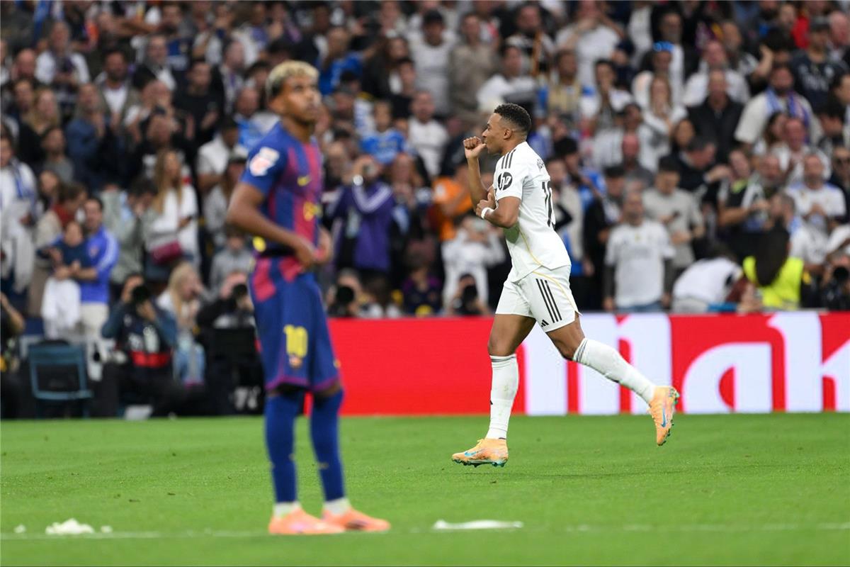 فيديو | مبابي يسجل هدف ريال مدريد الأول أمام برشلونة