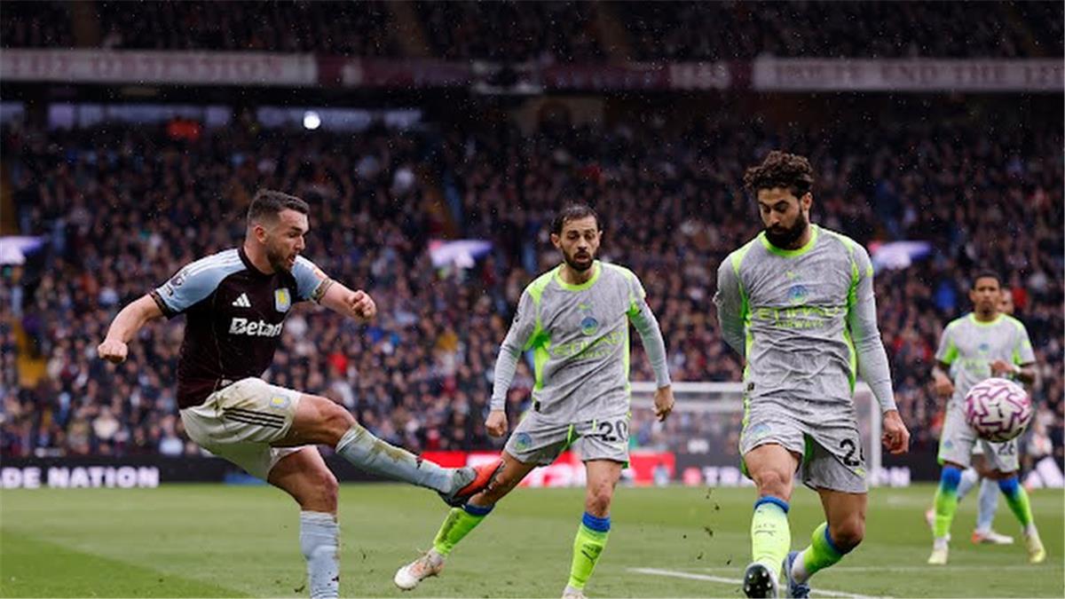 رجل مباراة مانشستر سيتي وأستون فيلا في الدوري الإنجليزي