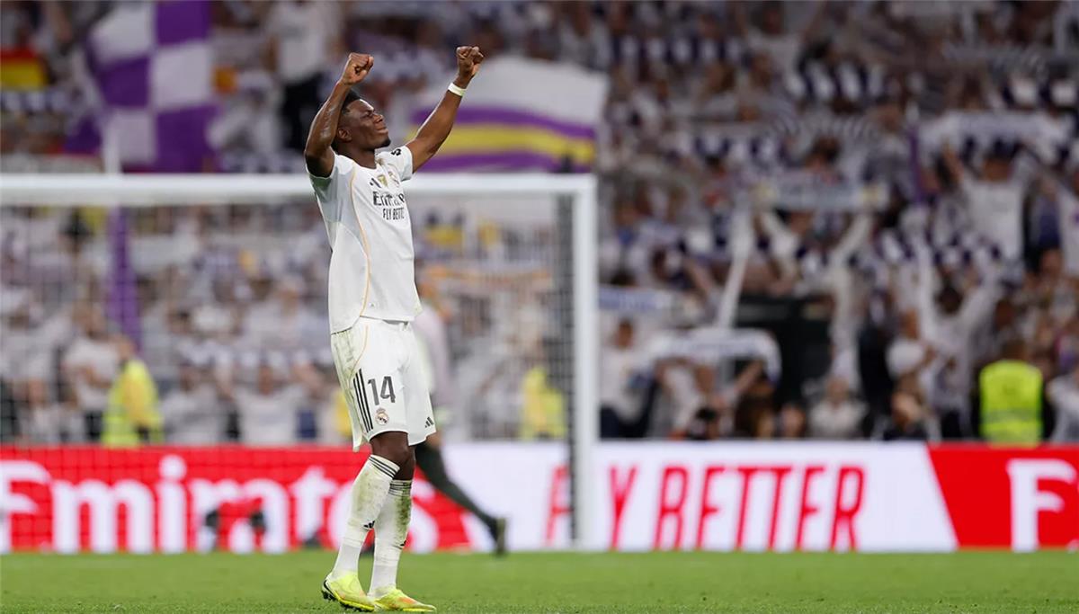 تشواميني عن تصرفات لاعبي ريال مدريد تجاه لامين يامال: أحب هذه الأجواء.. وفينيسيوس سعيد