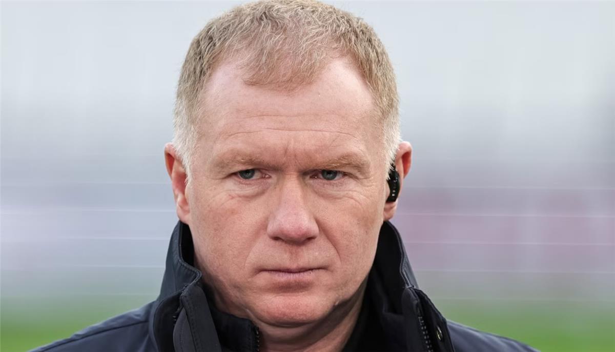 سكولز: لاعب ليفربول يعاني.. والوقت مبكر لتوقع فوز آرسنال بـ الدوري الإنجليزي