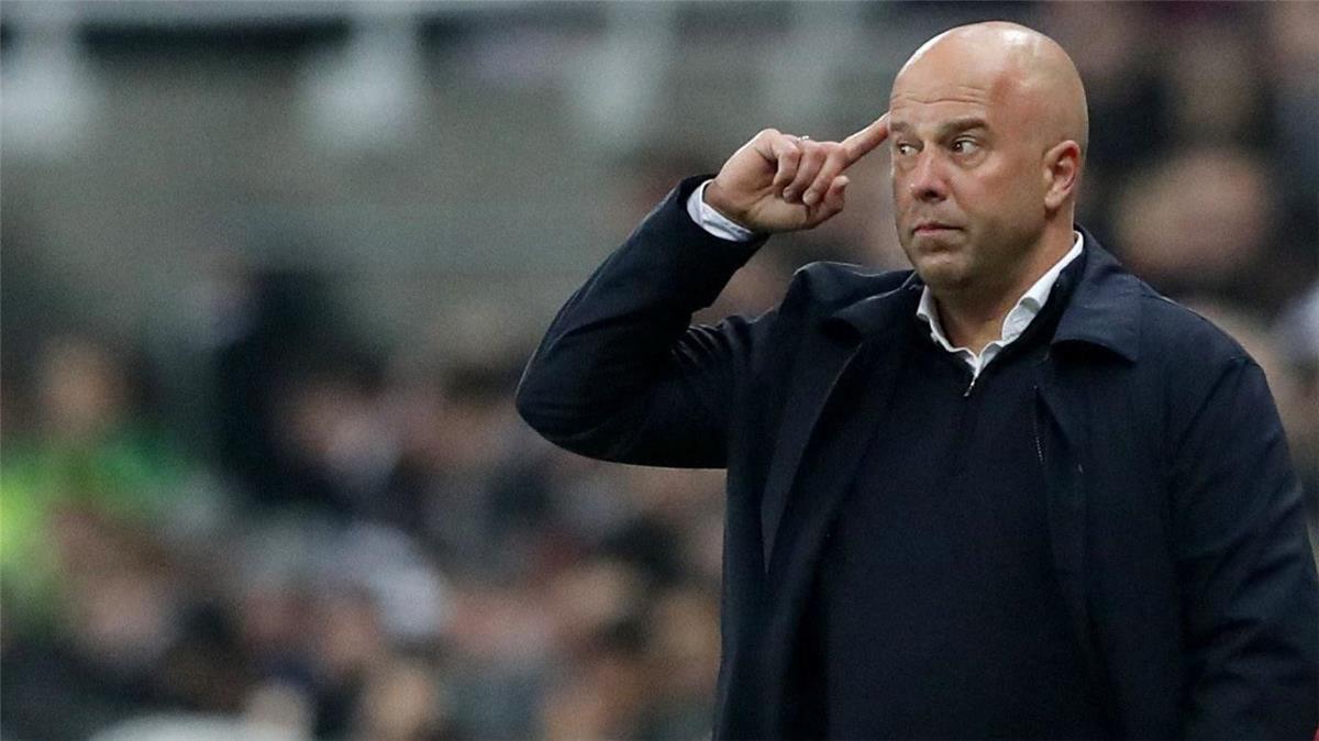 وانوك: الراحل جوتا وراء ما يحدث لـ ليفربول.. وأشعر بالذهول من الحديث المنتشر حول سلوت