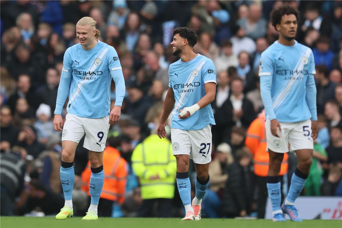 تشكيل مانشستر سيتي أمام سوانزي في كأس كاراباو.. موقف عمر مرموش