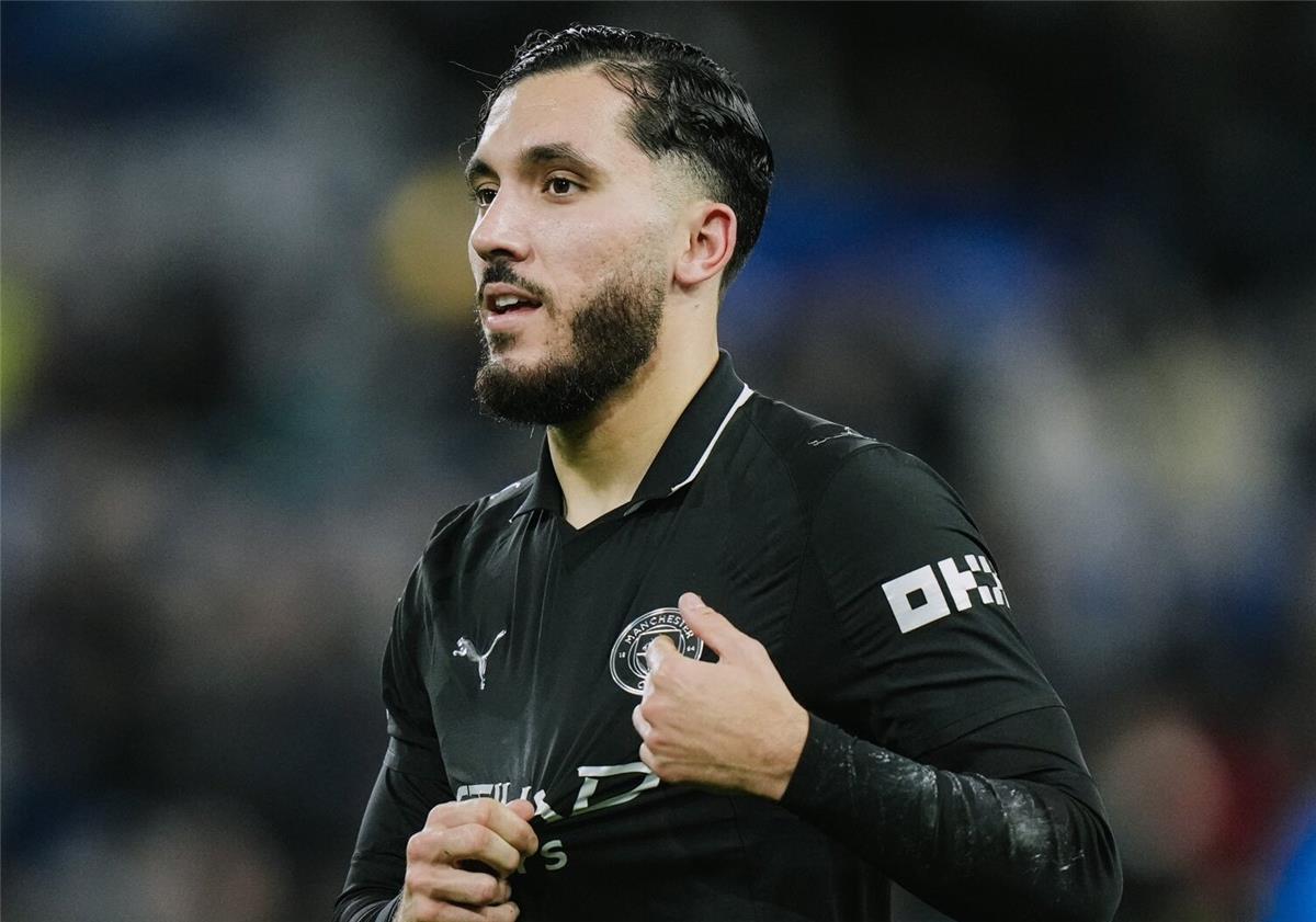 ريان شرقي بعد تألقه في مباراة مانشستر سيتي وسوانزي: أريد تقديم المتعة