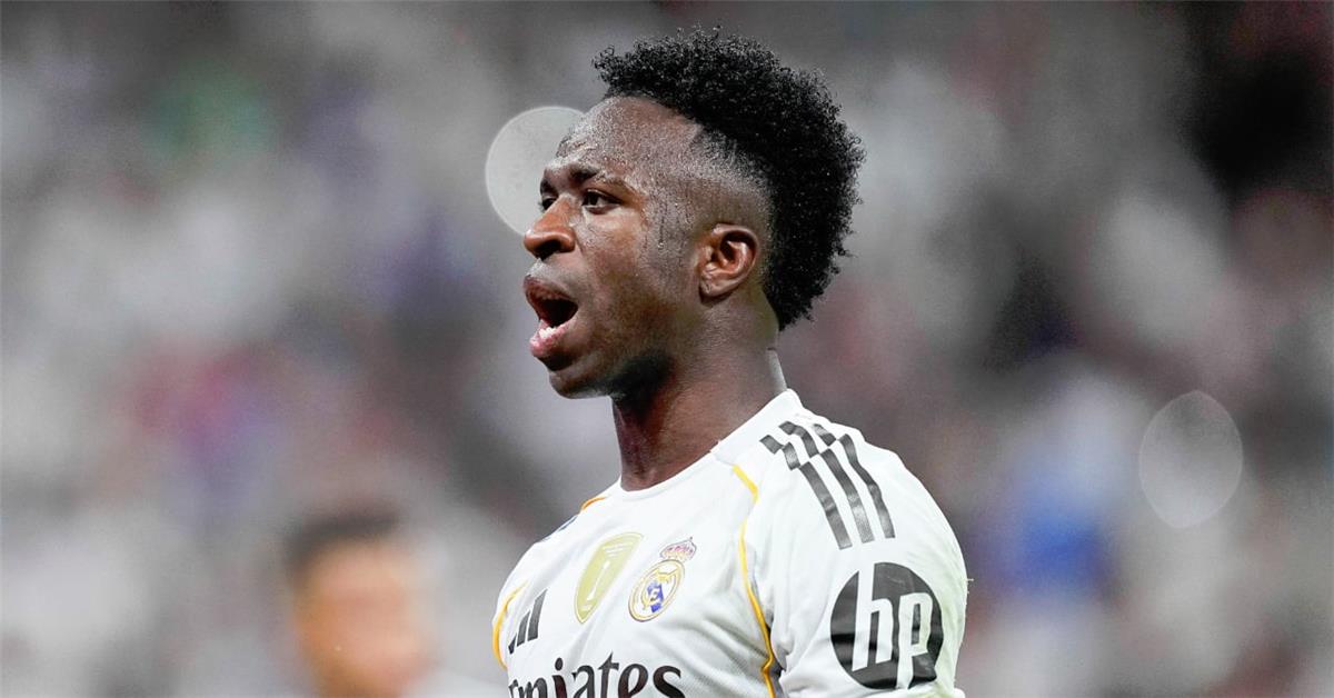 مهاجم إشبيلية السابق: فينيسيوس يحتاج إلى هذا اللاعب في ريال مدريد