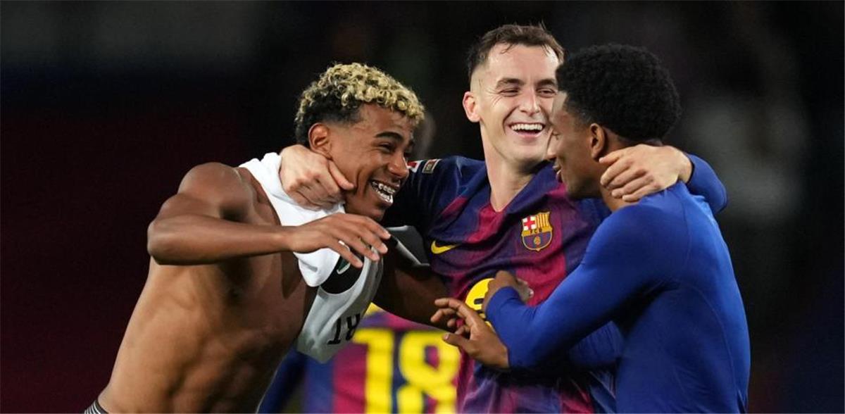 نجم برشلونة مدافعًا عن يامال: محترف رائع وما يقدمه في عمره أمرًا مذهلًا