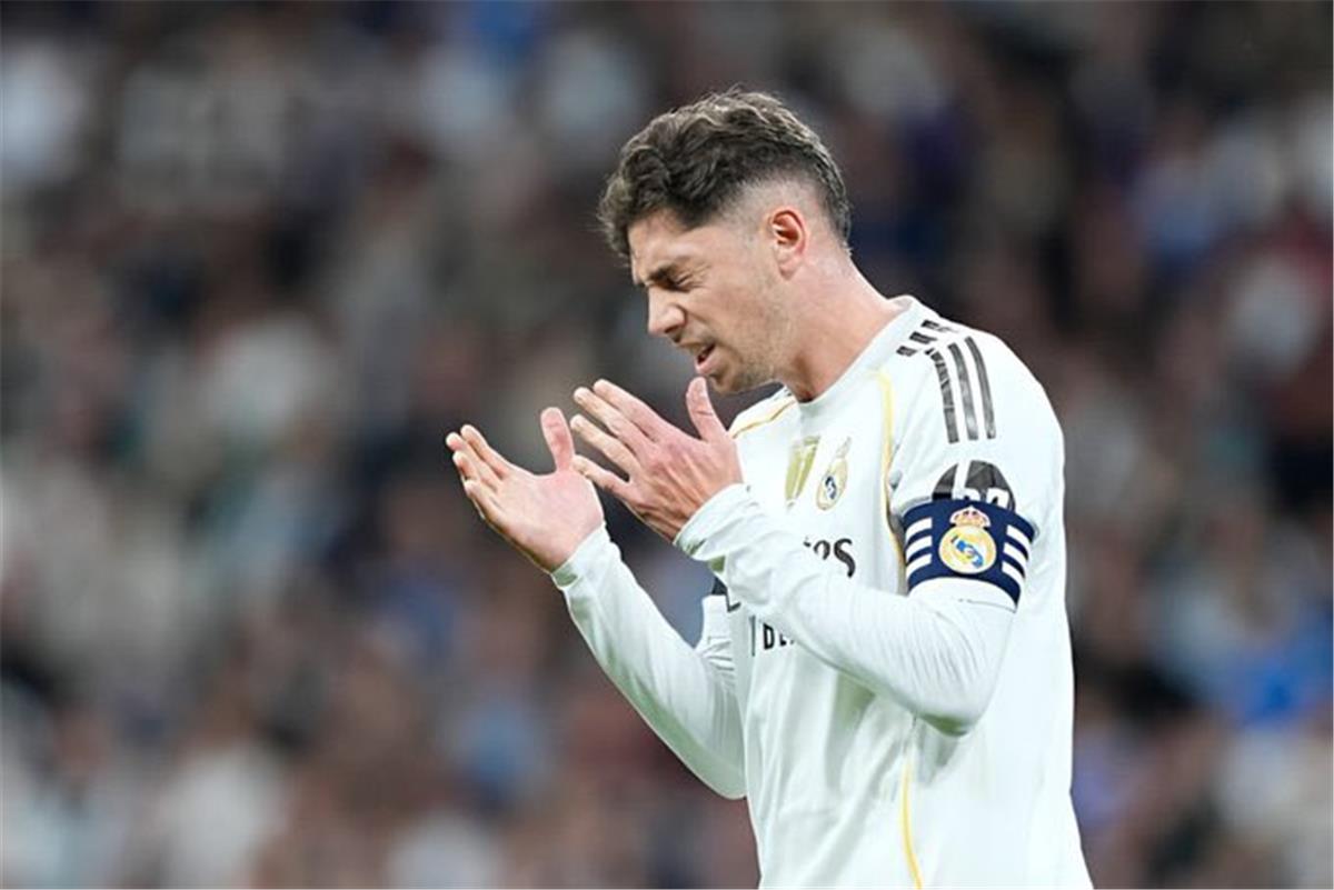 فالفيردي يوضح حقيقة إصابته أمام ليفربول ويؤكد: تلقينا ضربة موجعة