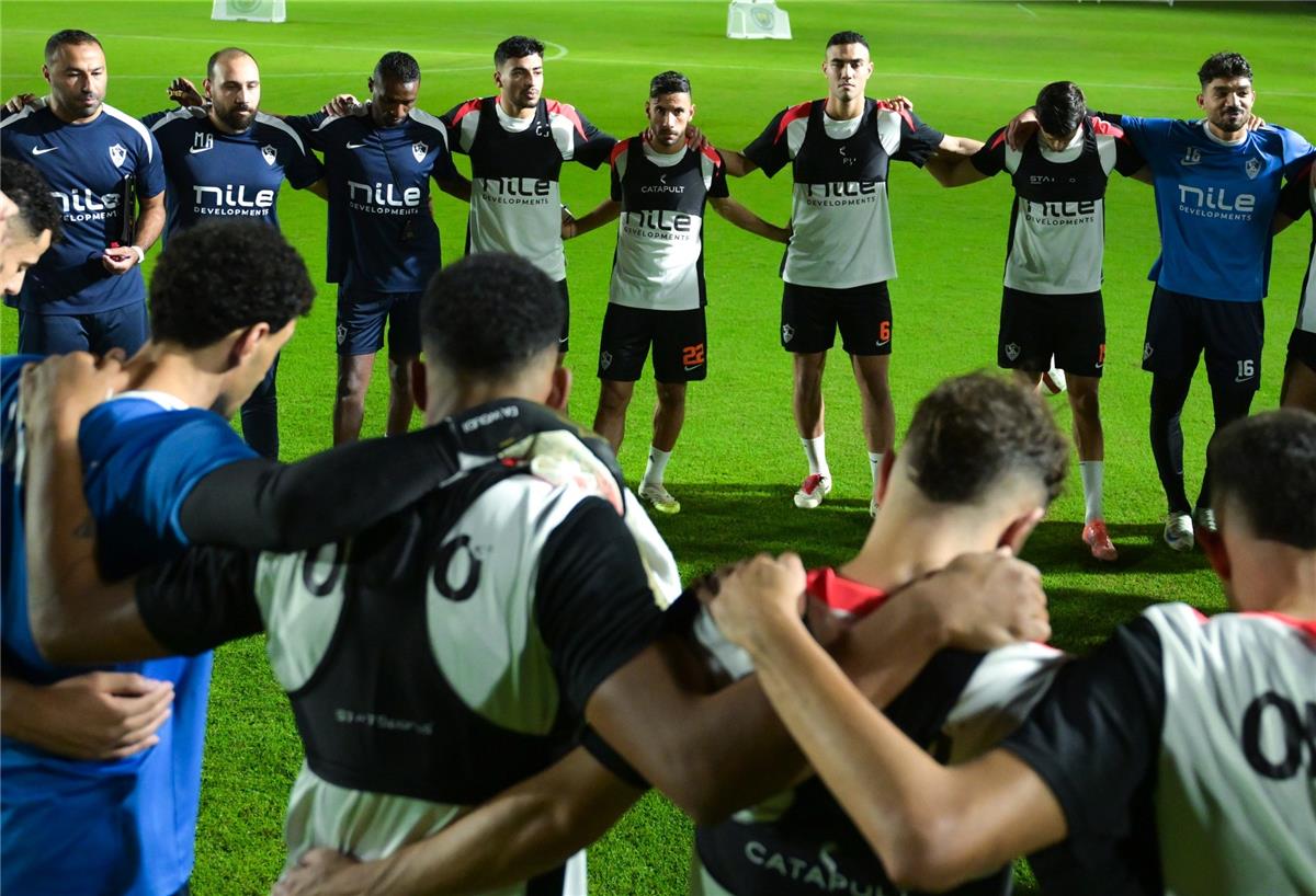 مران الزمالك | أحمد عبد الرؤوف يجتمع مع اللاعبين.. وتقسمية فنية استعداداً لـ بيراميدز