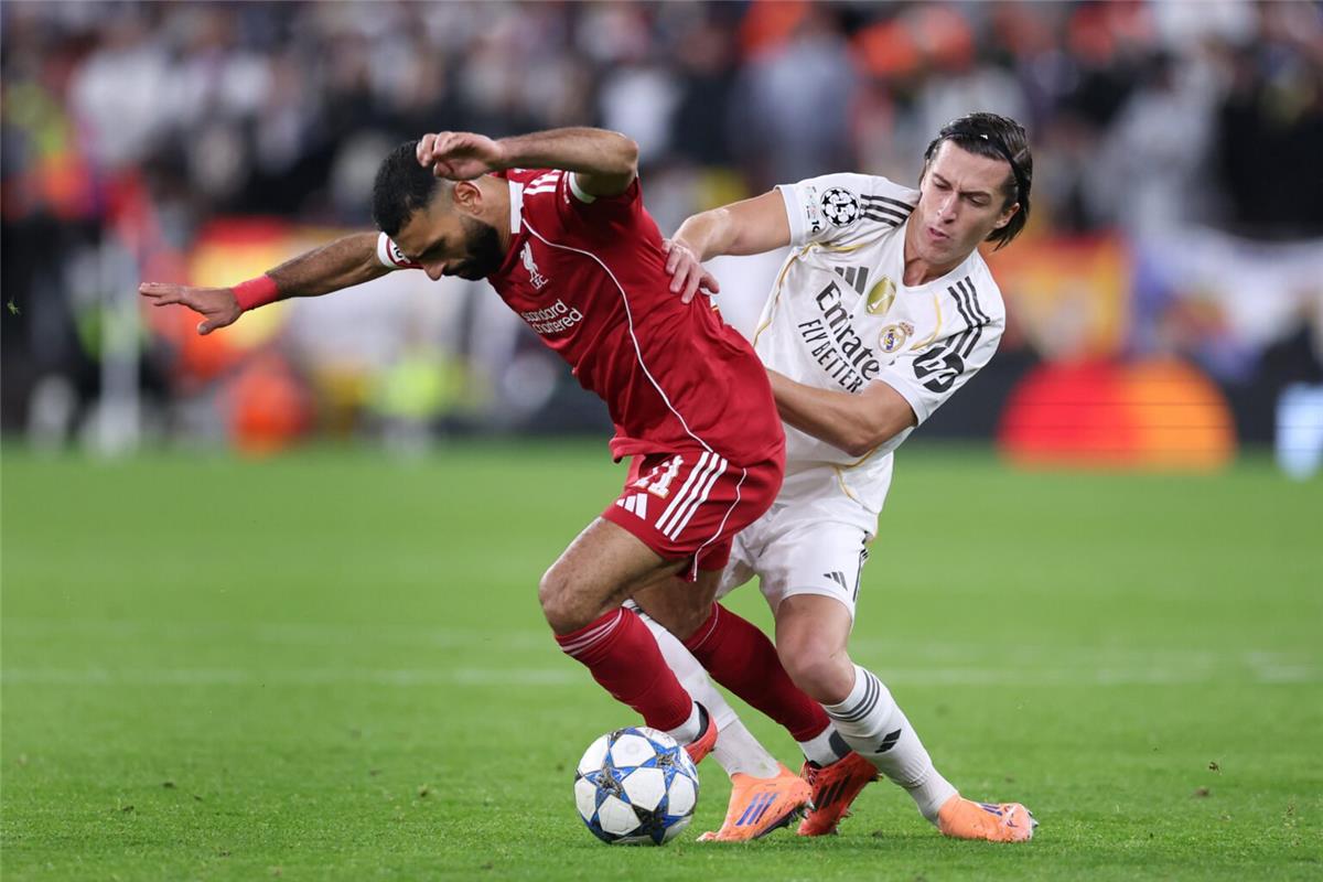 ردود أفعال صحف إسبانيا على أداء كاريراس ضد محمد صلاح: مواجهة الفرعون أزعجته