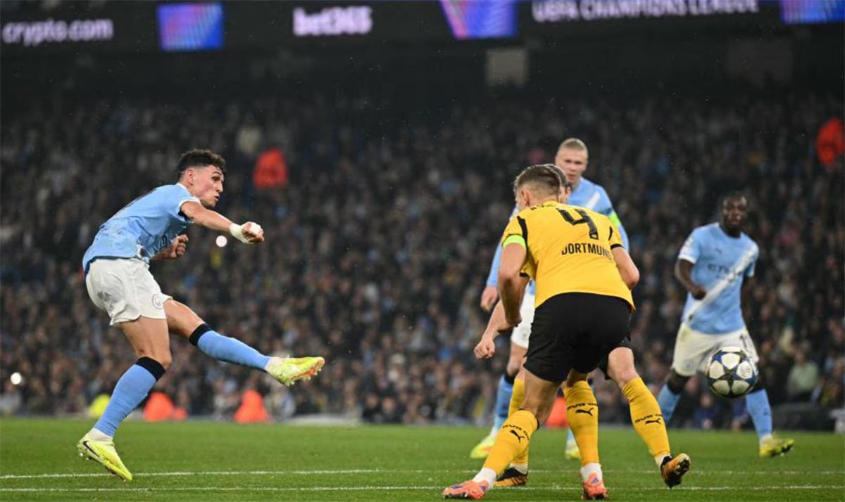 نسخة طبق الأصل.. فودين يسجل هدف مانشستر سيتي الثالث أمام بوروسيا دورتموند
