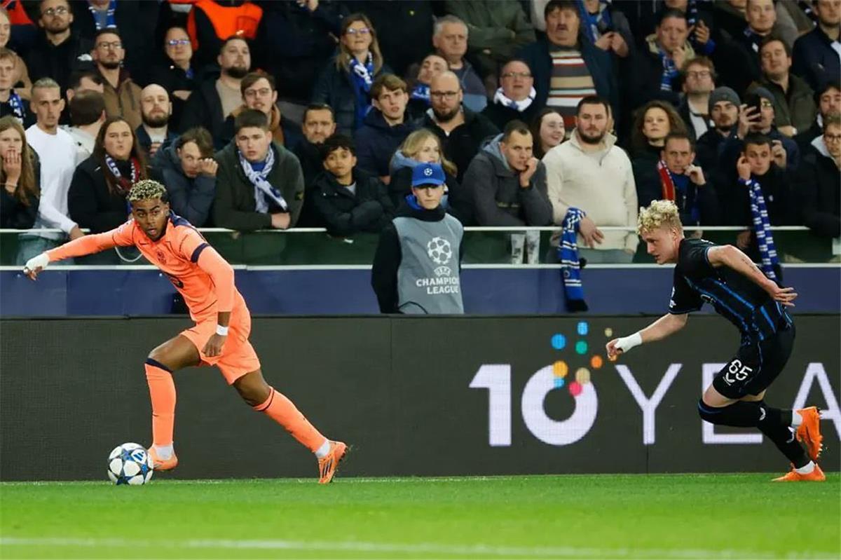 فيديو | لامين يامال يسجل هدف برشلونة الثاني وفوربس يتقدم لكلوب بروج