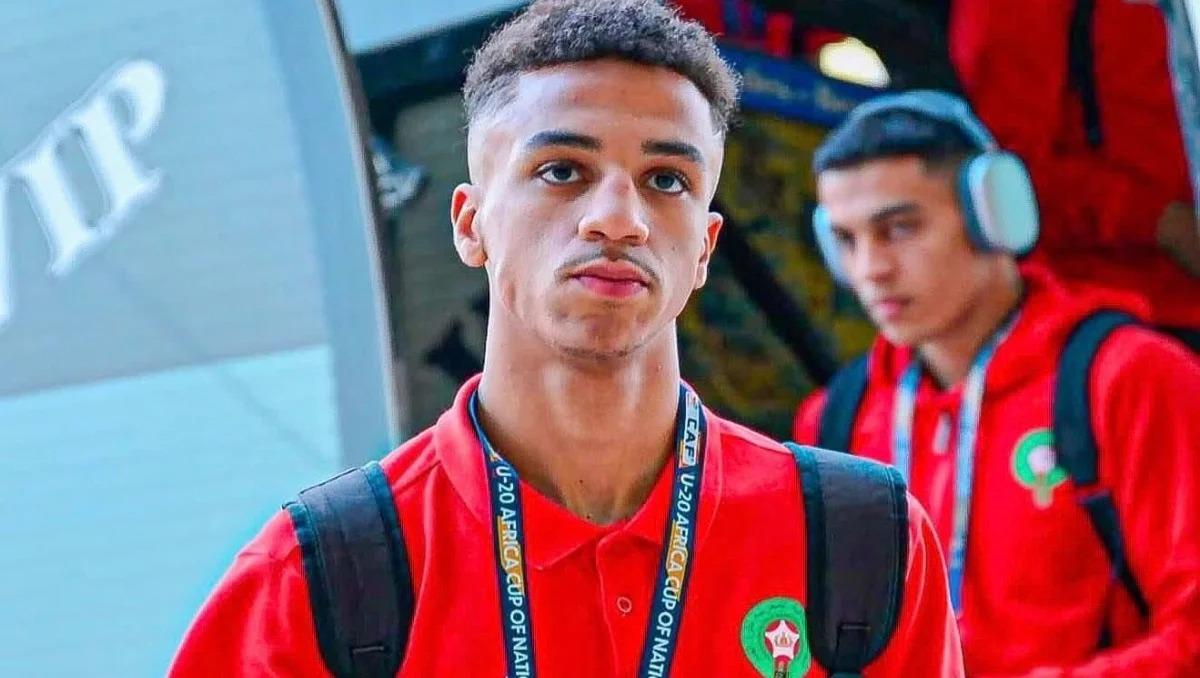 اتحاد تواركة المغربي يثير الجدل عبر بطولات حول مفاوضات الأهلي لضم فؤاد الزهواني