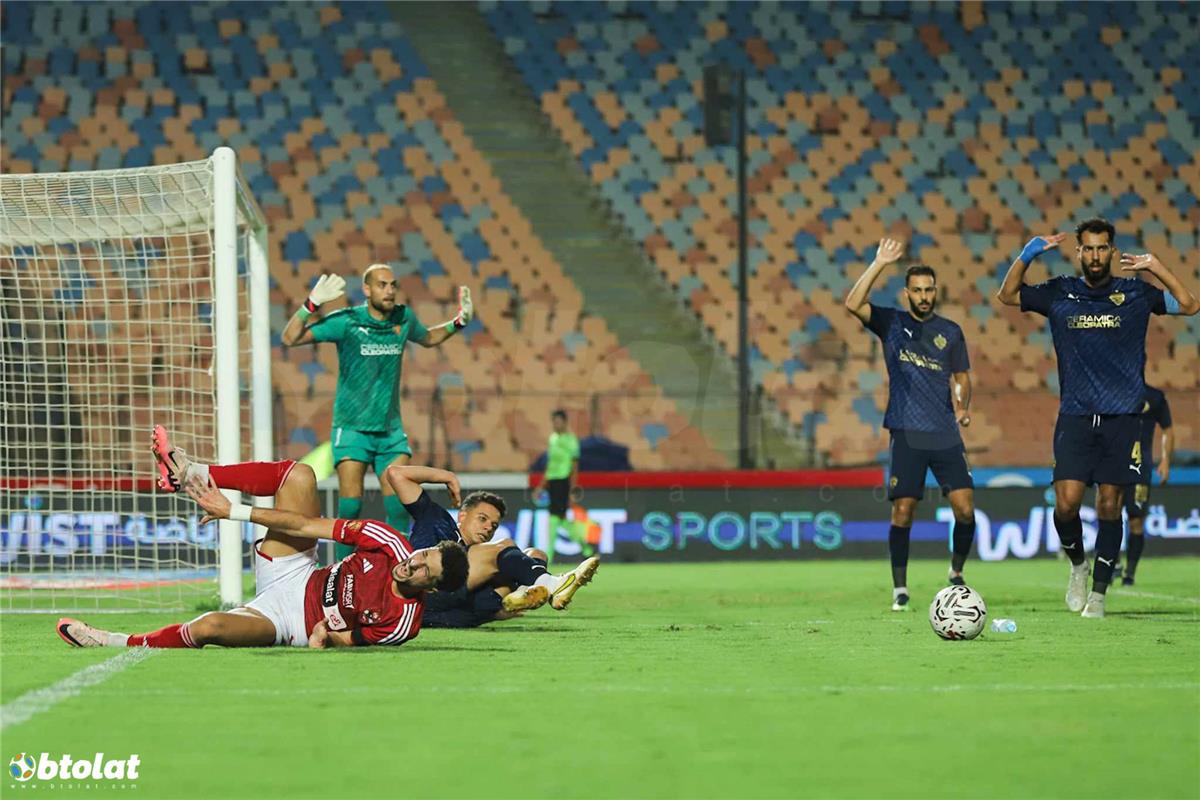 موعد مباراة الأهلي وسيراميكا كليوباترا اليوم في السوبر المصري