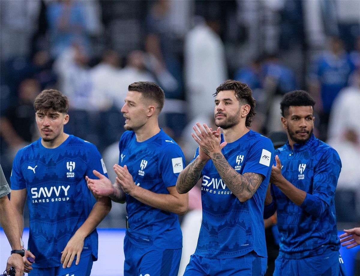 فيديو | الهلال يسحق النجمة برباعية في الدوري السعودي 
