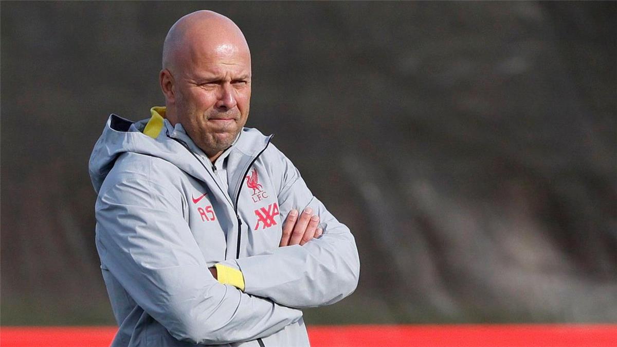 ليفربول في مأزق بسبب صراع 3 عمالقة أوروبيين على ضم لاعبه