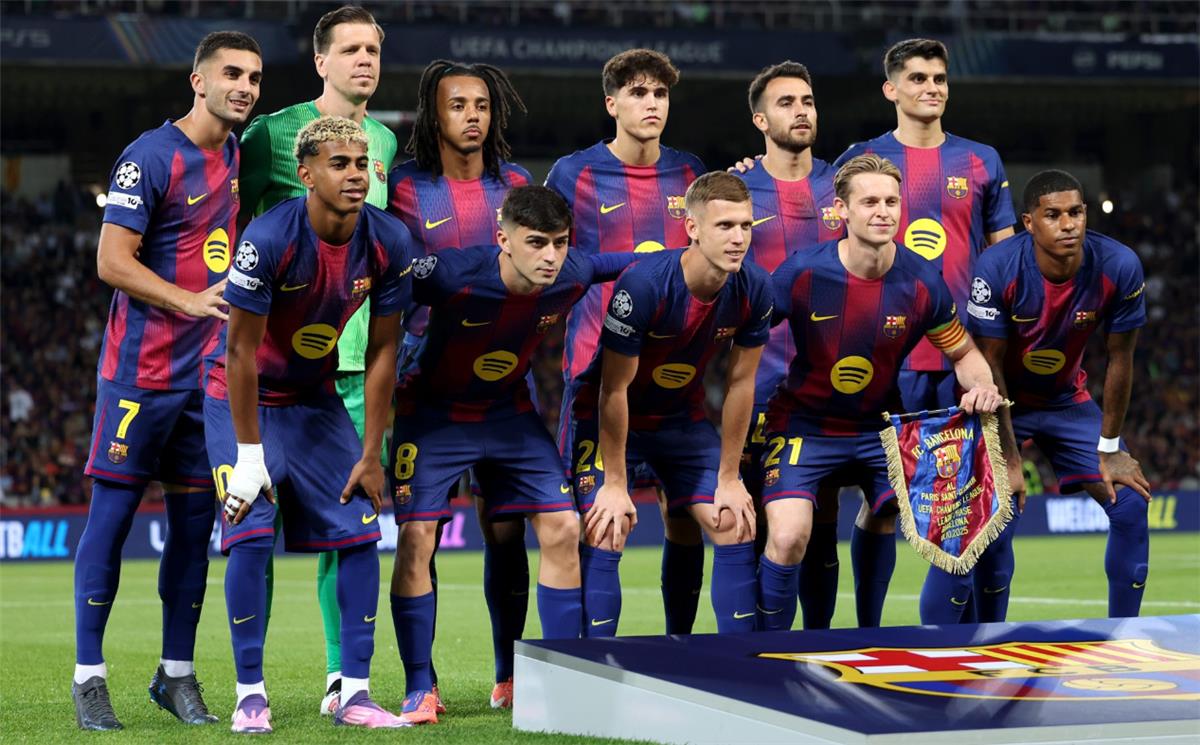 برشلونة يفكر في إعارة لاعبه بانتقالات يناير