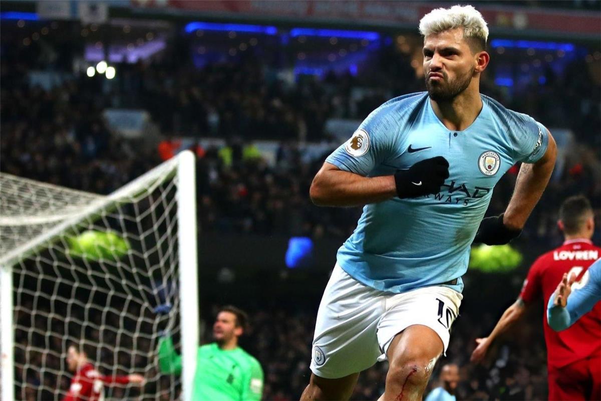 أجويرو: أنا من مشجعي ليفربول منذ نعومة أظافري