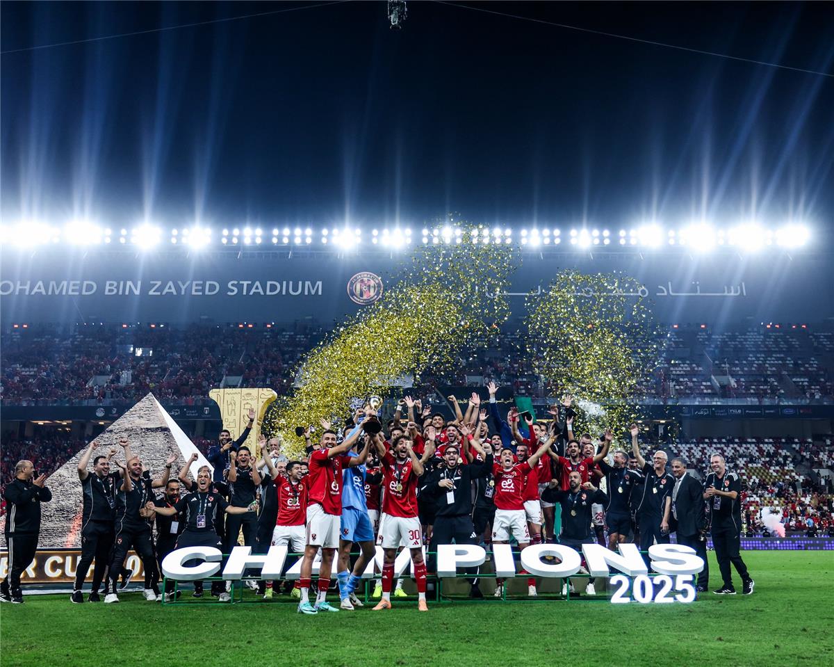 قمة عربية مرتقبة.. الأهلي يتلقى عرضًا من السعودية لخوض مواجهة ودية كبرى