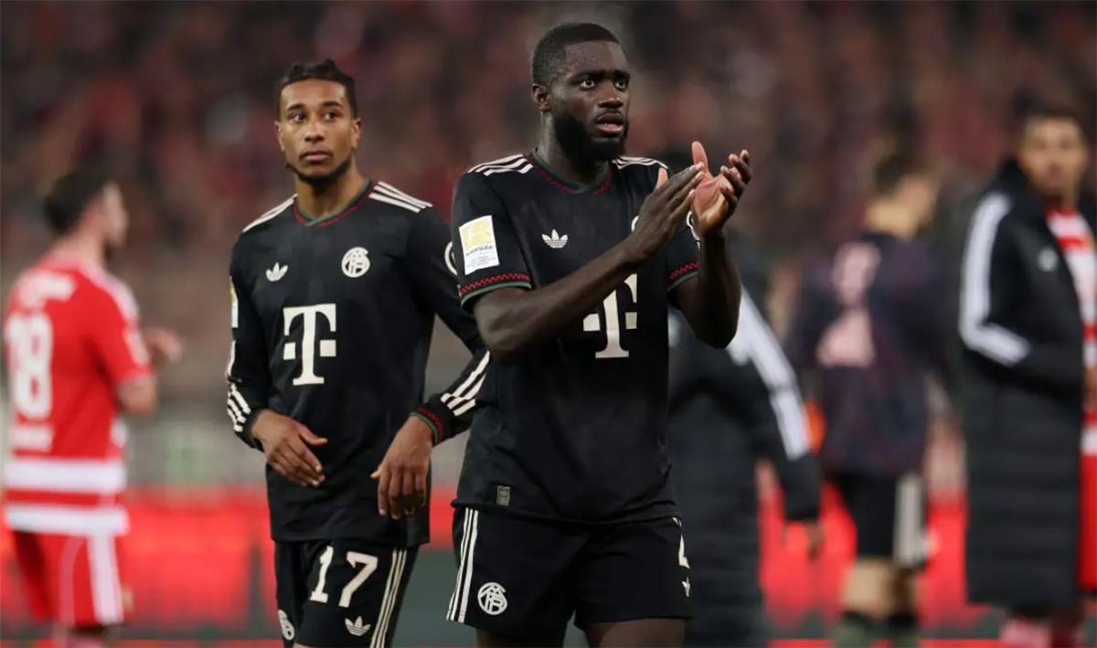 أوباميكانو يكسر صمته بشأن مستقبله بعد اهتمام ليفربول وريال مدريد