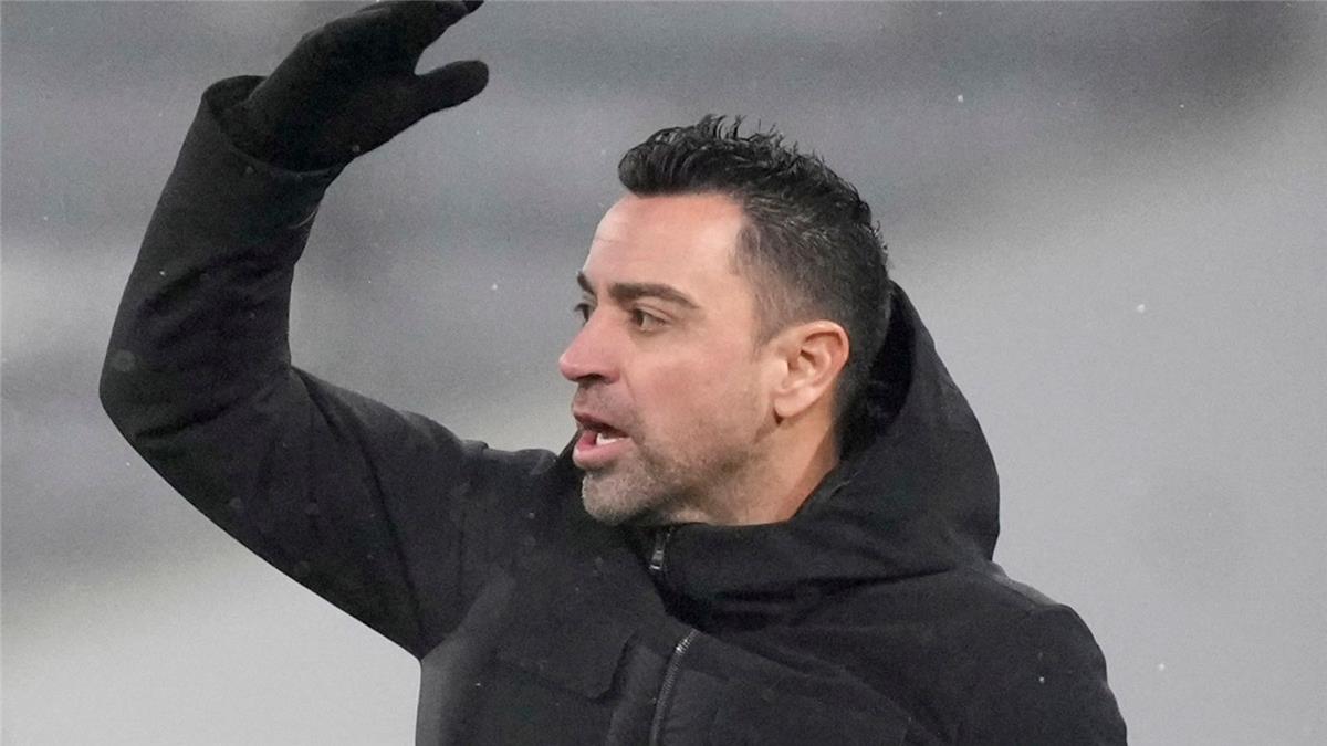 تشافي هرنانديز: ارتكبت خطأً مع برشلونة.. وبدأت انتقاد نفسي