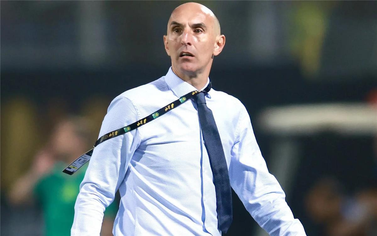 مدرب بيراميدز ينافس إنريكي على جائزة أفضل مدرب من التاريخ والإحصاء