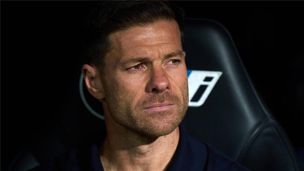 بين أرنولد والحنين لـ أنشيلوتي.. أزمتان في ريال مدريد يهددان مستقبل تشابي ألونسو