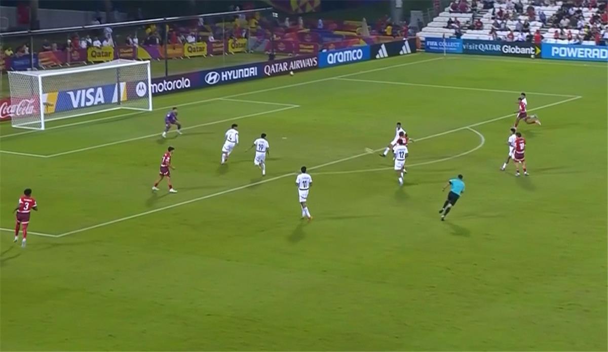 فيديو | جيل ستيل يسجل هدف سويسرا الثالث أمام منتخب مصر