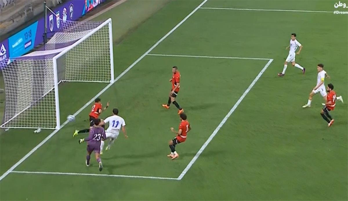 فيديو | بمهارة رائعة.. أوستون أورونوف يسجل هدف أوزبكستان الثاني أمام مصر