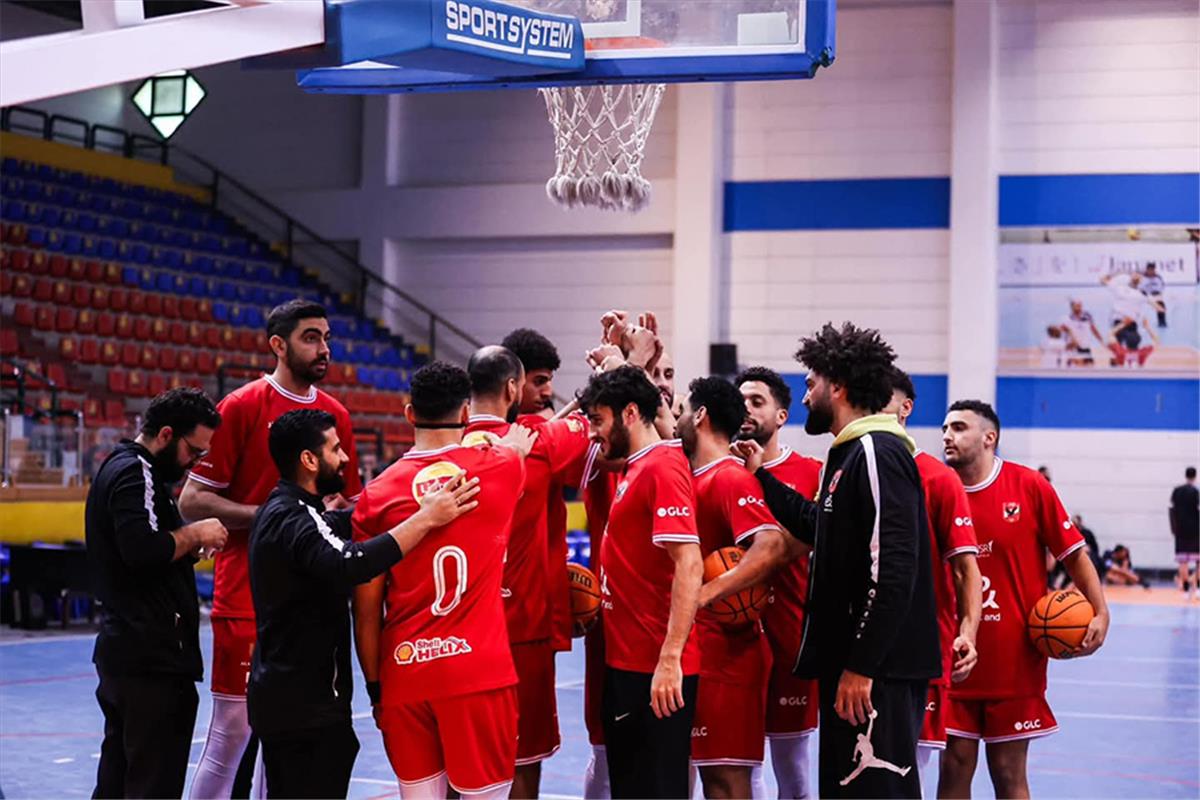 خاص | غموض في موقف تعيين حكام أجانب لـ مباراة الأهلي والاتحاد السكندري