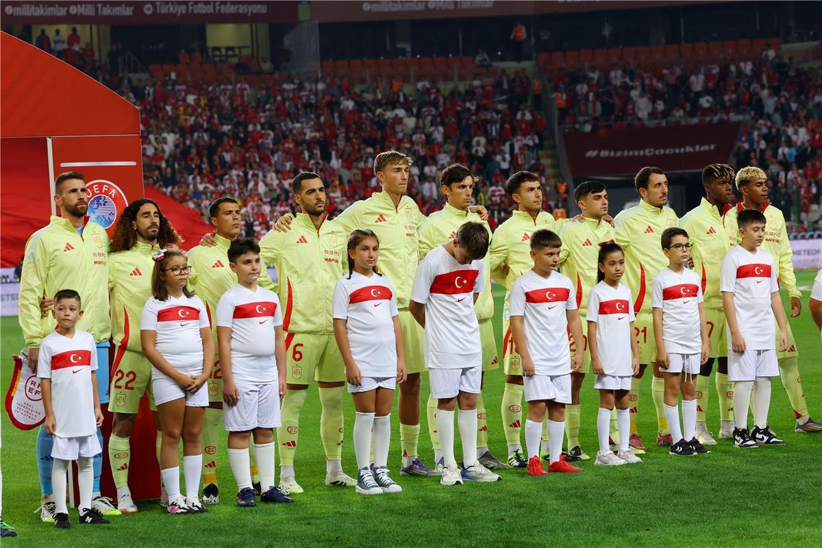 مواعيد مباريات اليوم الثلاثاء 18112025 والقنوات الناقلة.. إسبانيا ضد تركيا والعراق أمام الإمارات وتونس تصطدم بـ البرازيل