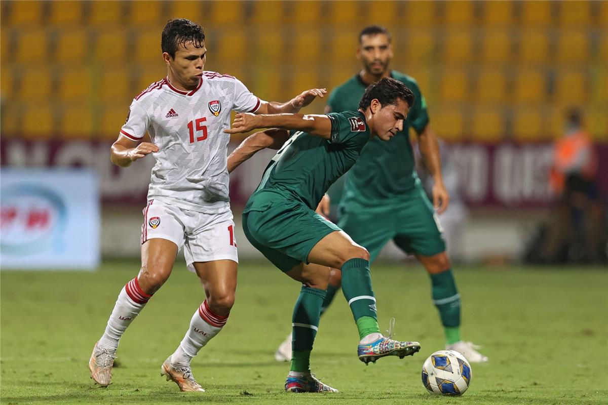 القنوات الناقلة لمباراة العراق والإمارات اليوم في تصفيات كأس العالم 2026