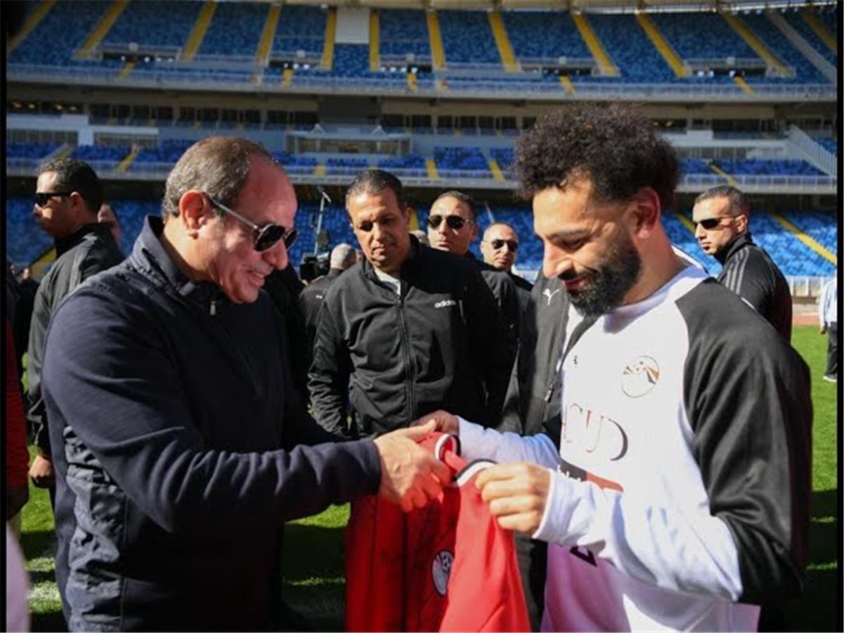 السيسي: لماذا لا تمتلك مصر 6 آلاف لاعب مثل محمد صلاح؟