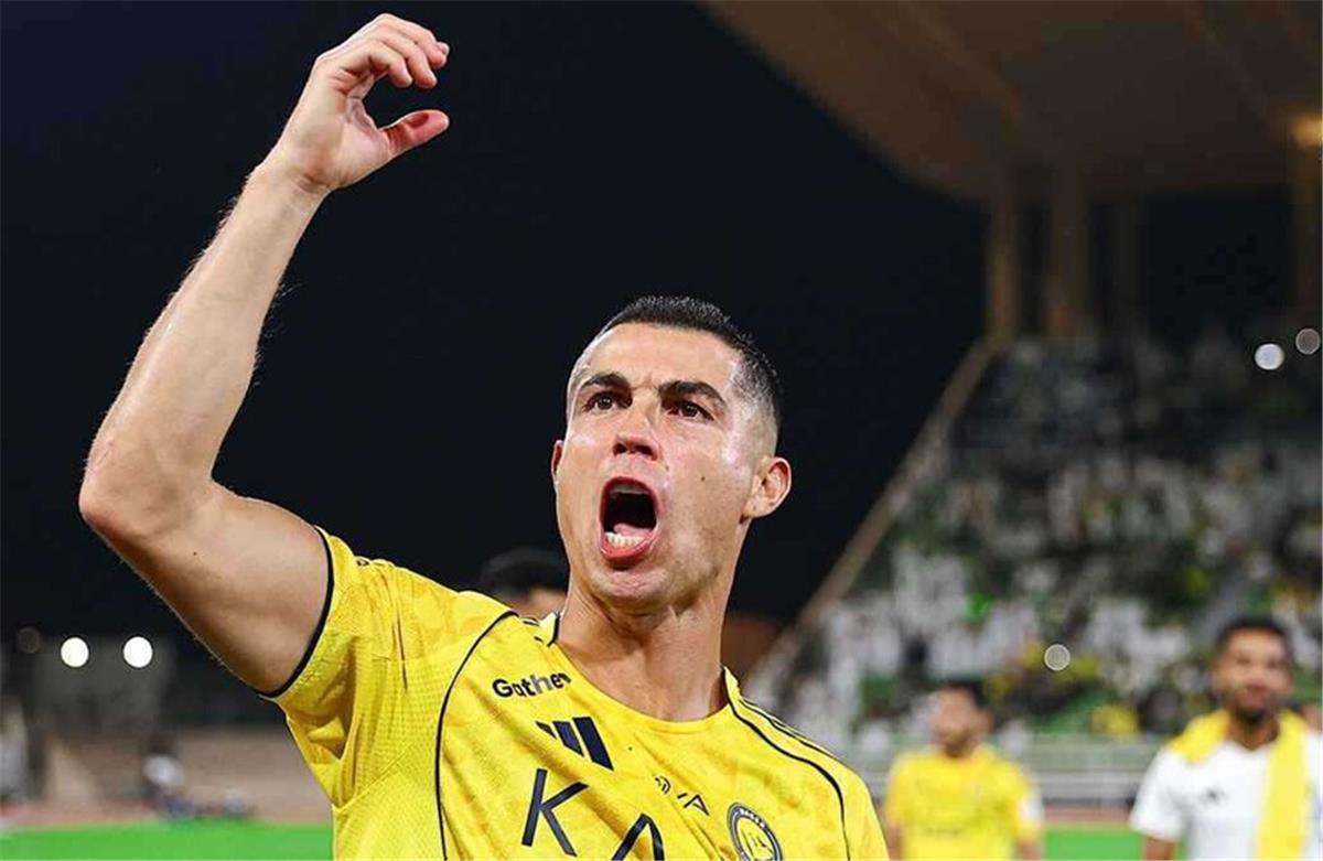 المرشحون لجائزة أفضل لاعب في الشرق الأوسط من جلوب سوكر 2025.. موقف رونالدو ولاعبان عربيان